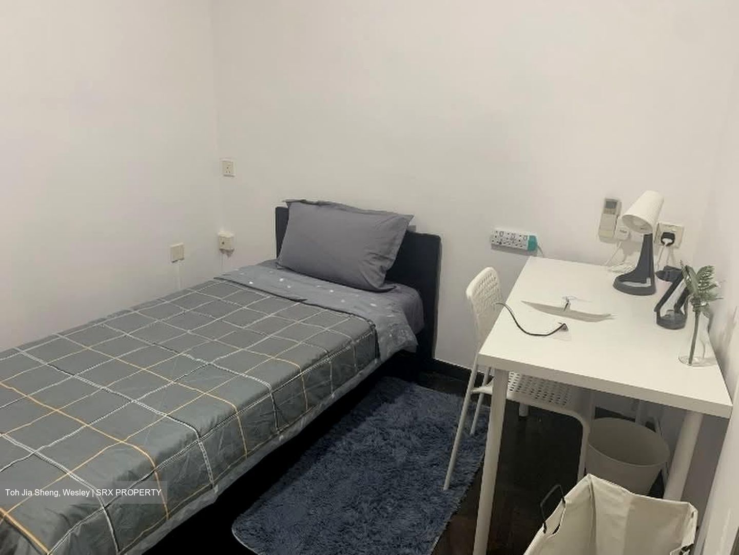 Lakepoint Condominium (D22), Condominium #573158121